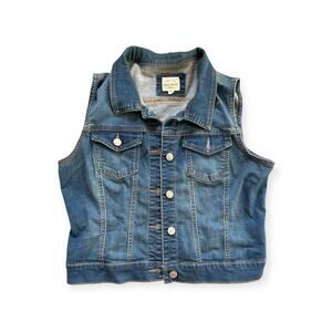 Blue denim ves